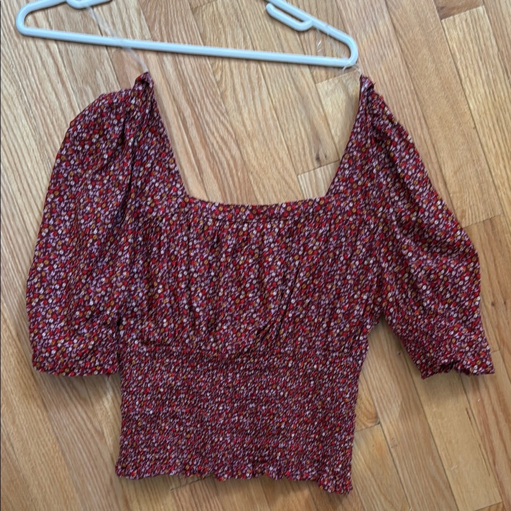 Universal Thread Red Puff Sleeve Short Sleeve Blouse